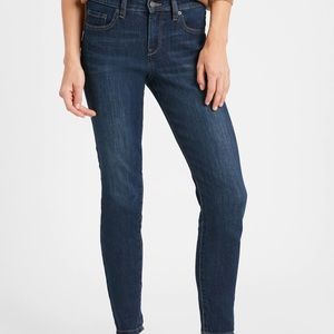 Banana Republic Dark Wash Skinny Ankle Jeans